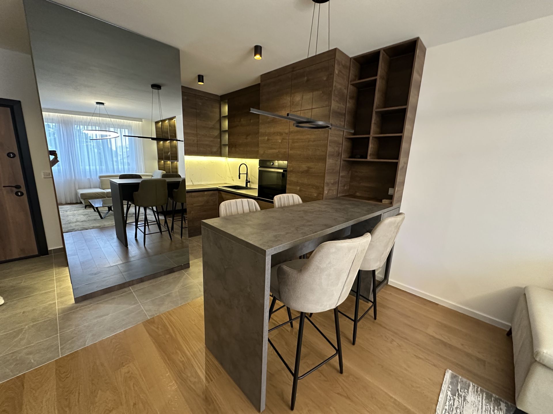 Moderan stan za najam, nov, netaknut i samo 10 minuta od centra najam stan Banja Luka - 4