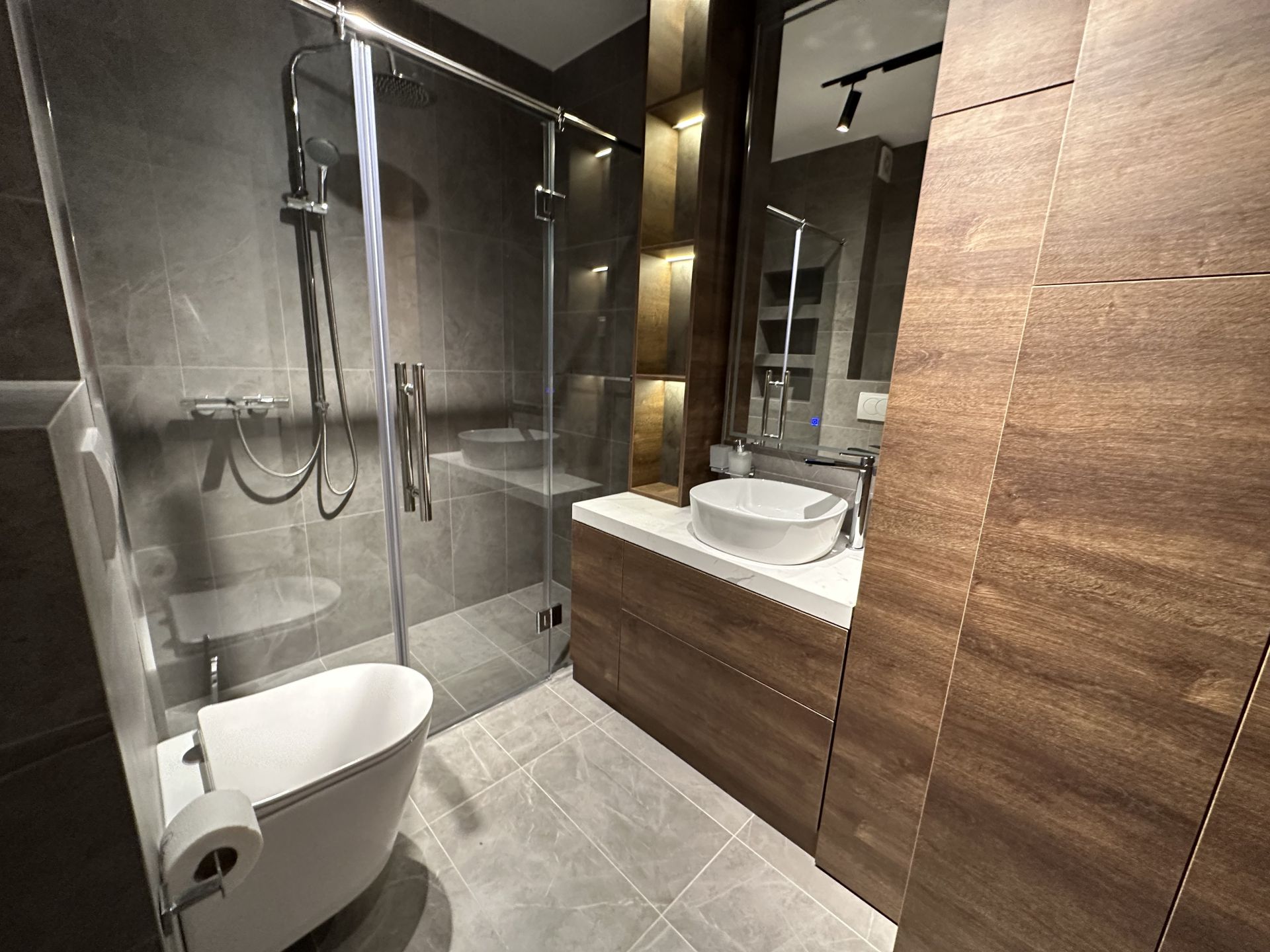 Moderan stan za najam, nov, netaknut i samo 10 minuta od centra najam stan Banja Luka - 16