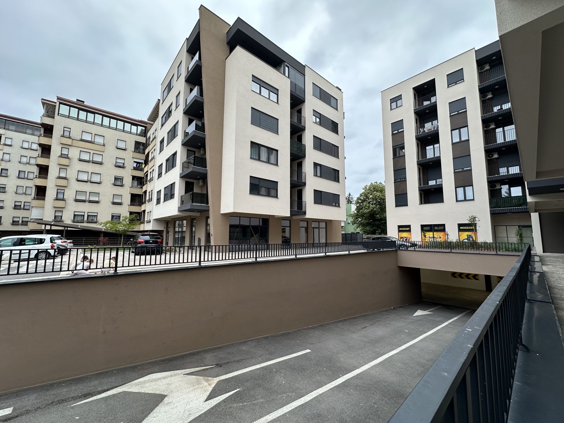 Moderan stan za najam, nov, netaknut i samo 10 minuta od centra najam stan Banja Luka - 19