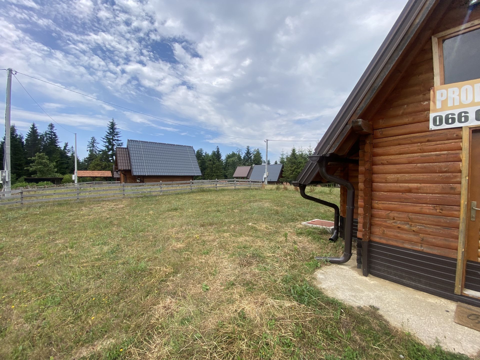 Na prodaju vikendica u Kneževu, u blizini ski centra prodaja vikendica Banja Luka - 12