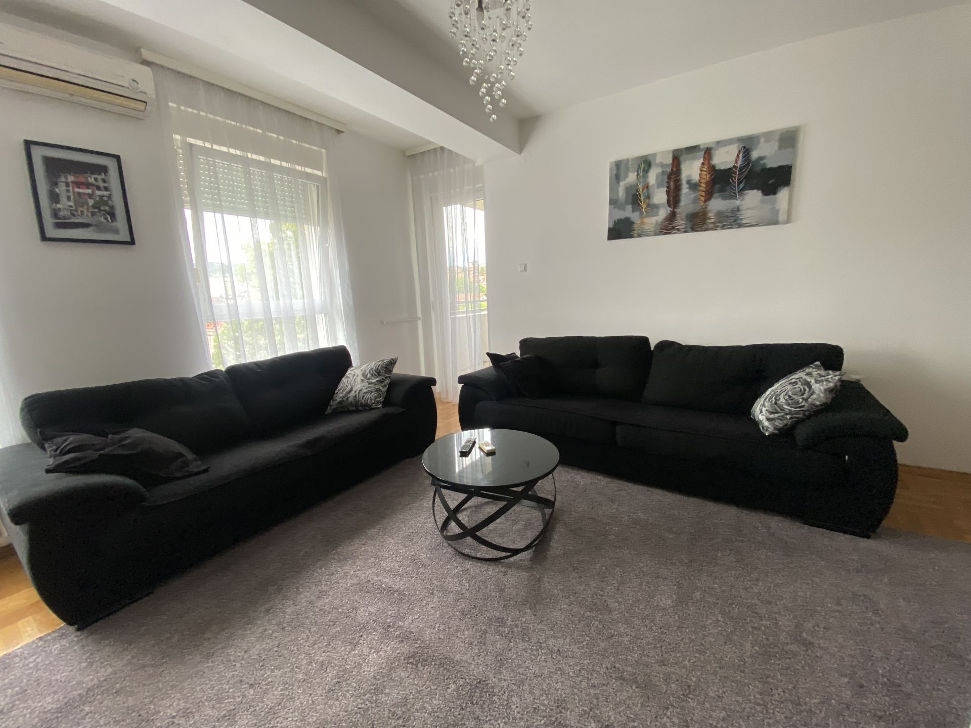 Trosoban stan u širem centru grada, 72m2