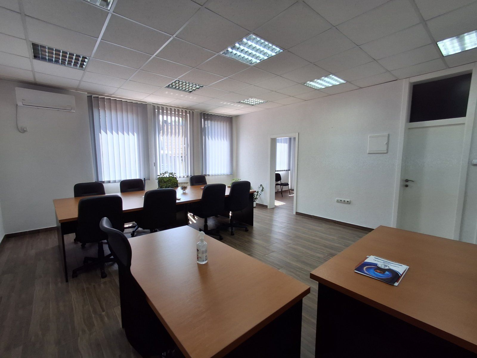 Poslovni prostor na extra lokaciji, 25 KM/m2 najam poslovni prostor Banja Luka - 3