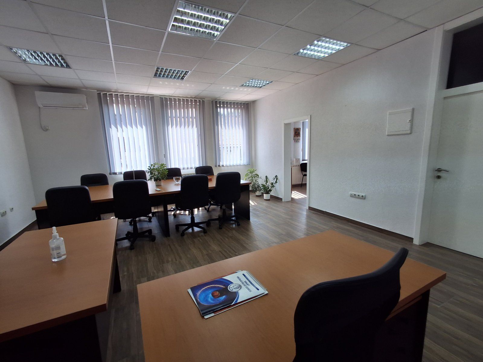 Poslovni prostor na extra lokaciji, 25 KM/m2 najam poslovni prostor Banja Luka - 5